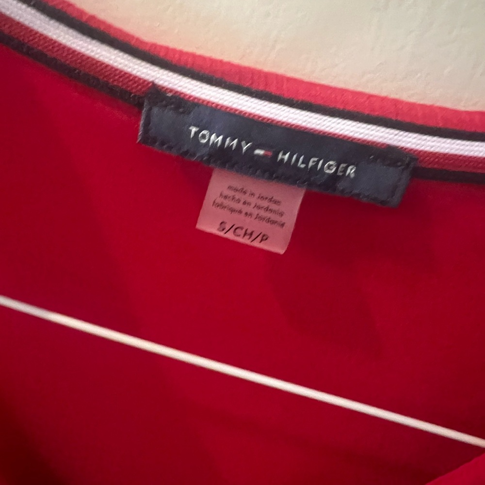 Tommy Hilfiger Red Ruffled Flutter Sleeve Blouse - Picture 3 of 4